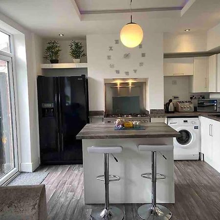 2 Bed Sleeps 6 Beach Retreat St Annes On Sea Villa Lytham St. Annes Eksteriør bilde