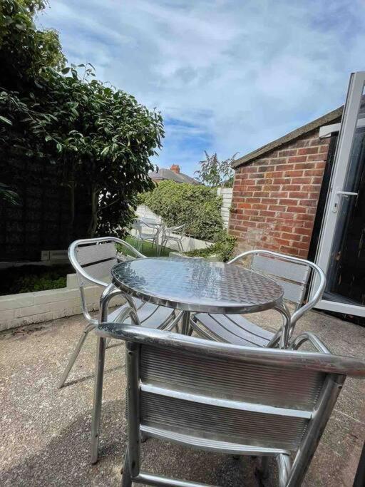 2 Bed Sleeps 6 Beach Retreat St Annes On Sea Villa Lytham St. Annes Eksteriør bilde