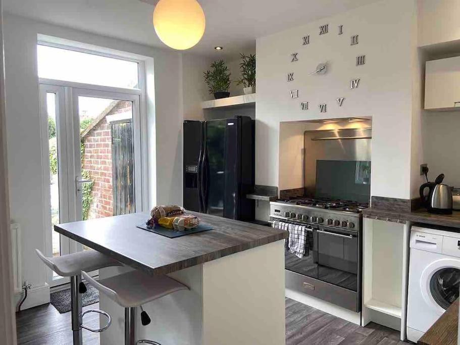 2 Bed Sleeps 6 Beach Retreat St Annes On Sea Villa Lytham St. Annes Eksteriør bilde