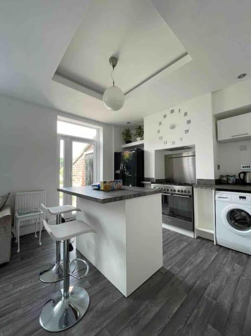 2 Bed Sleeps 6 Beach Retreat St Annes On Sea Villa Lytham St. Annes Eksteriør bilde