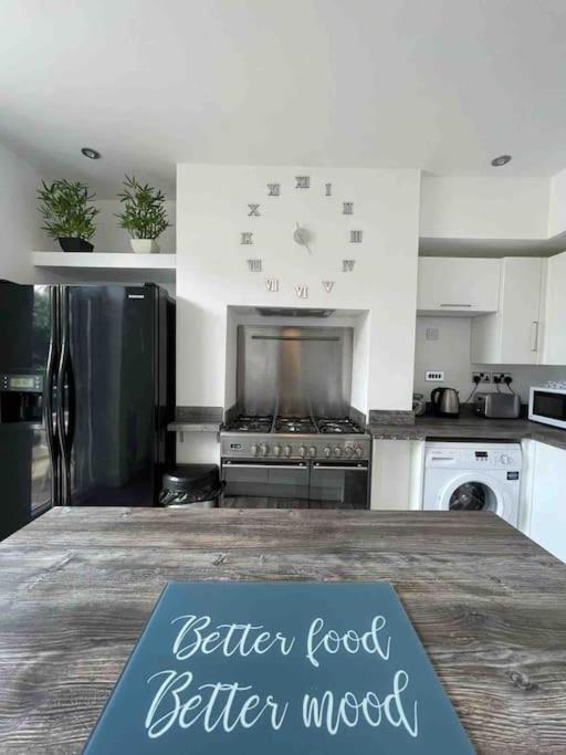 2 Bed Sleeps 6 Beach Retreat St Annes On Sea Villa Lytham St. Annes Eksteriør bilde